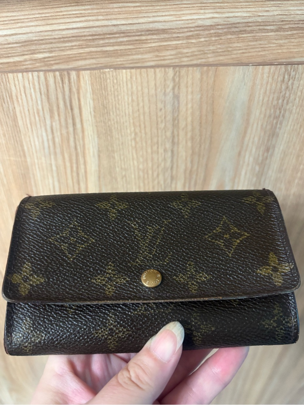Authentic Louis Vuitton Monogram Canvas small Wallet